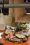 Resident Evil Chris Redfield Statue - Nl Studio [Pre-Order] Deposit / B: Weapon Box 1/6 Scale