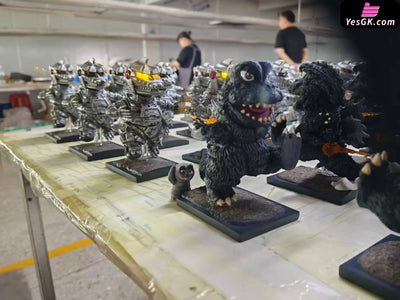 Running Monster Resin Statue - Hard Shell Studio [In-Stock] Others