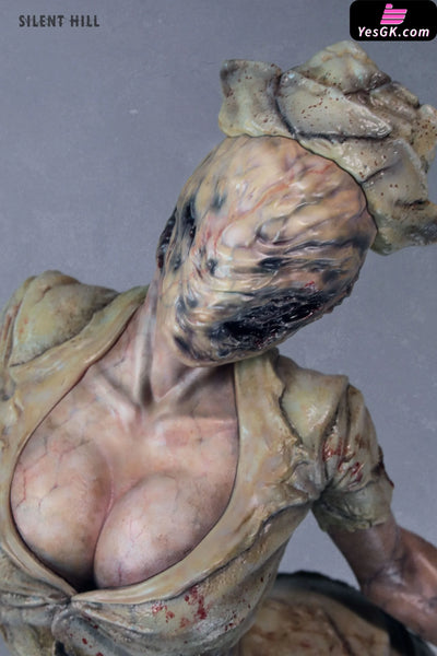 Silent Hill (Film) 1/3 Scale Nurse Statue - Deep Tale Studio [Pre-Order] Others