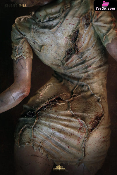 Silent Hill (Film) 1/3 Scale Nurse Statue - Deep Tale Studio [Pre-Order] Others