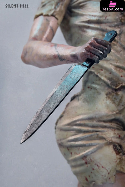 Silent Hill (Film) 1/3 Scale Nurse Statue - Deep Tale Studio [Pre-Order] Others