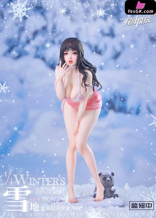 Snow Peach Bikini Beauty Ver. 1/4 Scale Licensed Statue - STAREXVA Studio & Weige Model Studio [Pre-Order] - Original