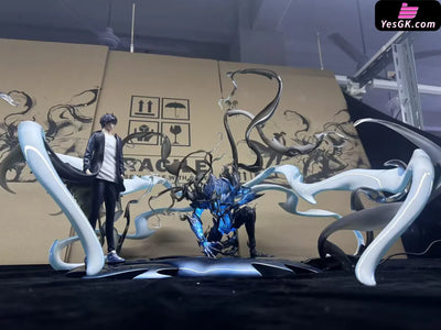 Solo Leveling Sung Jin Woo & Ant King Beru 1/7 GK Statue - Four Horsemen Studio [In-Stock] - Solo Leveling