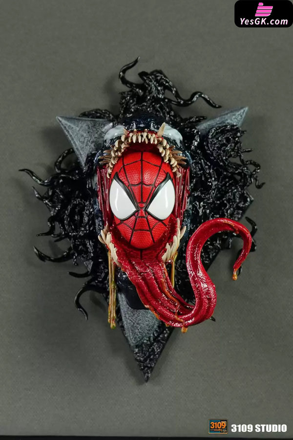 Spider-Man Venom Wall-Mounted Dual Scale GK Statue - 3109 Studio [Pre-Order] - MARVEL