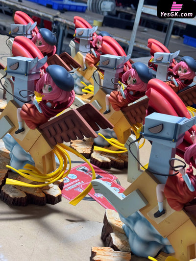 Spy x Family Anya cos Napoleon Crossing the Alps GK Statue - WakuWaku Studio [In-Stock] SPY x FAMILY