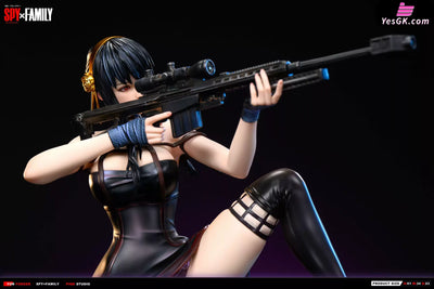 Spy x Family Sniper Yor Forger 1/4 GK Statue - Pink Studio [Pre-Order] - SPY x FAMILY