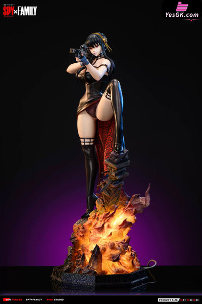 Spy x Family Sniper Yor Forger 1/4 GK Statue - Pink Studio [Pre-Order] - SPY x FAMILY