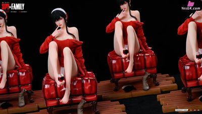 Spy x Family Tipsy Yor Forger 1/4 GK Statue - PINK BUTTERFLY Studio [In-Stock] SPY x FAMILY