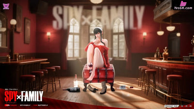 Spy x Family Tipsy Yor Forger 1/4 GK Statue - PINK BUTTERFLY Studio [Pre-Order] SPY x FAMILY