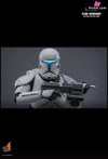 Star Wars: The Bad Batch Clone Commando 1/6Th Scale Collectible Figure - Hottoys Studio [Pre-Order]