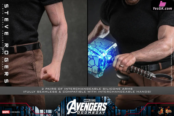 Steve Rogers 1/6th Scale Collectible Figure - Hot Toys