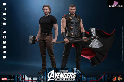 Steve Rogers 1/6th Scale Collectible Figure - Hot Toys