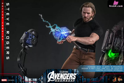 Steve Rogers 1/6th Scale Collectible Figure - Hot Toys