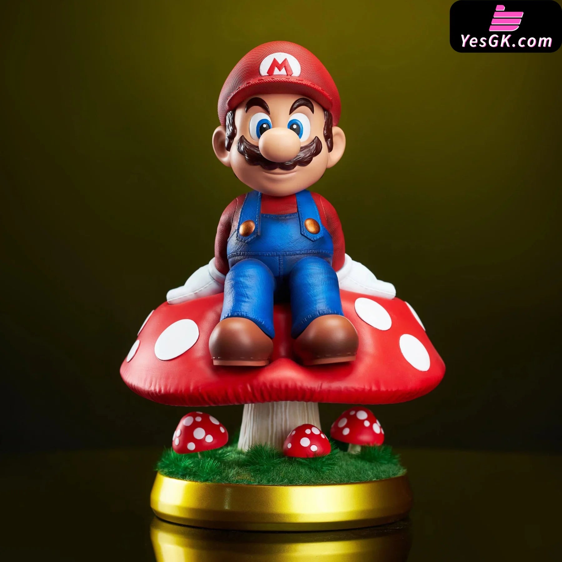 Super Mario Picking Mushrooms Statue - Un Studio [Pre-Order Closed] Nintendo Games