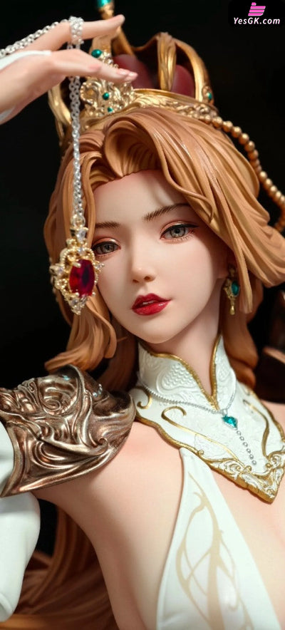 Amerfort Artist Collaboration Brand: The Fourth Elf Series ’Avery’ Resin Statue - Pj Studio