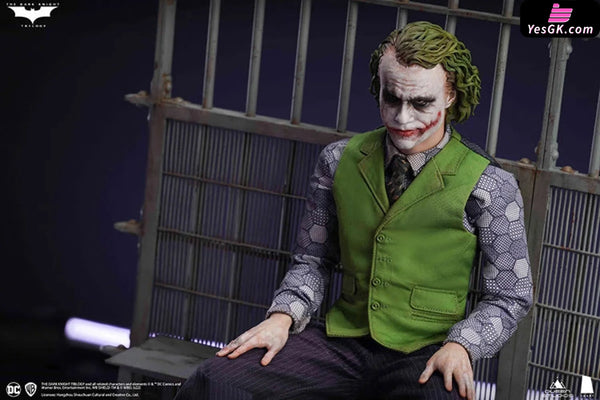 The Joker 1/6 GK Statue - Queen Studio [In-Stock] - DC Comics