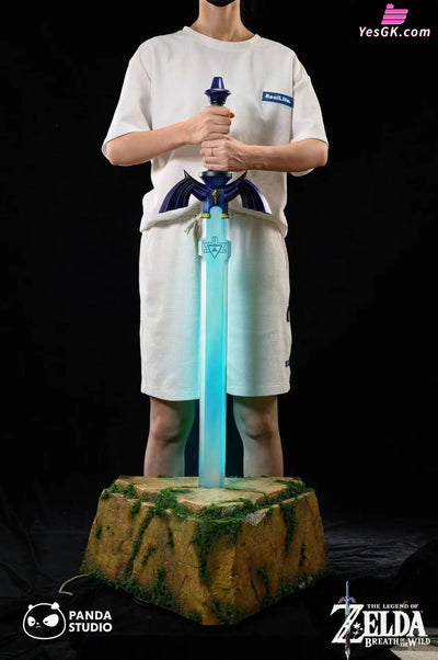 The Legend Of Zelda 1/1 Master Sword Resin Statue - Panda Studio [Pre-Order Closed]