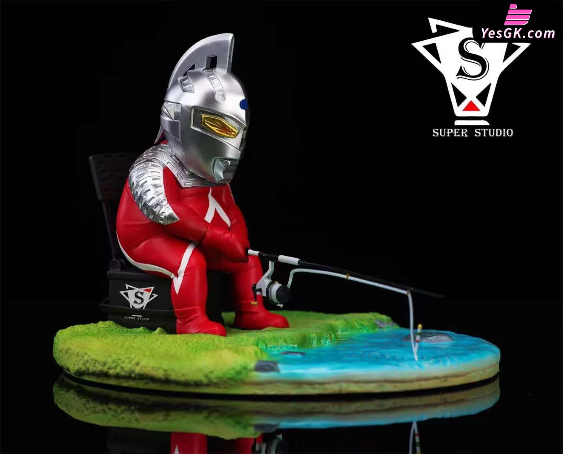 Ultraman Fishing Seven Resin Statue - Super Studio [Pre-Order]