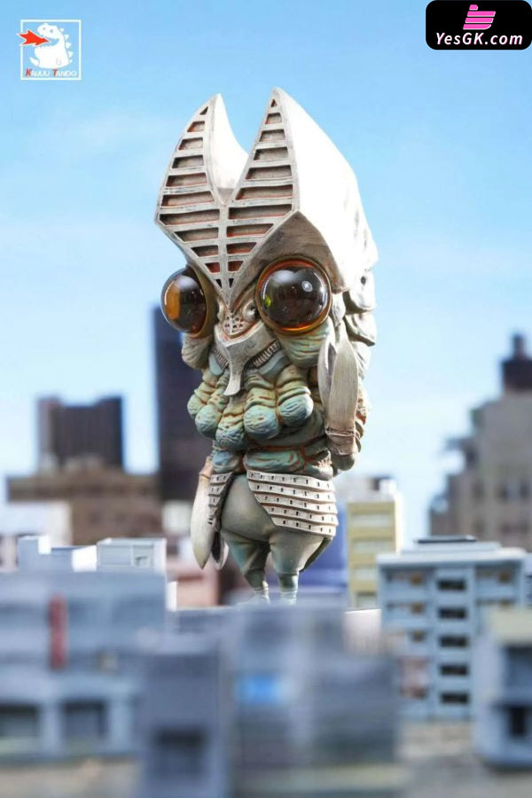 Ultraman Goodbye Childhood #1 Hello Little Monster Alien Baltan & Zetton & Alien Metron GK Statue - KAIJUU TANDO Studio