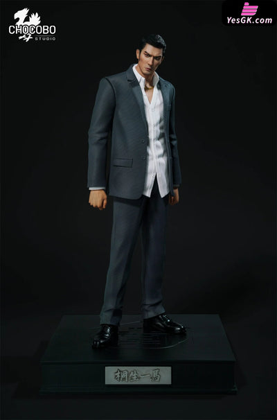 Yakuza Kazuma Kiryu Dual Version GK Statue - CHOCOBO Studio [Pre-Order Closed] Deposit / Black Suit Version Street